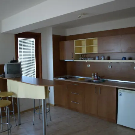 Sunny Southern Apartment